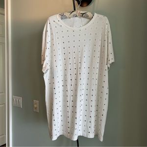 NWT EMMA & SAM BY LF
OVERSIZED RHINESTONE T-SHIRT/DRESS